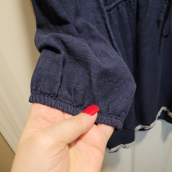 Gap navy blue tunic with white embroidery. US Medium. - Picture 4 of 8